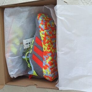 NWT Adidas Kaptir Gray Solar Slime Kids Size 4